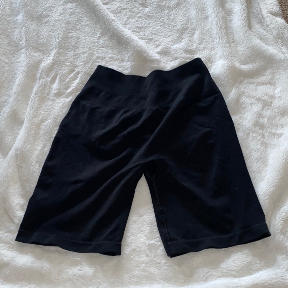 Alphalete Amplify Biker Shorts